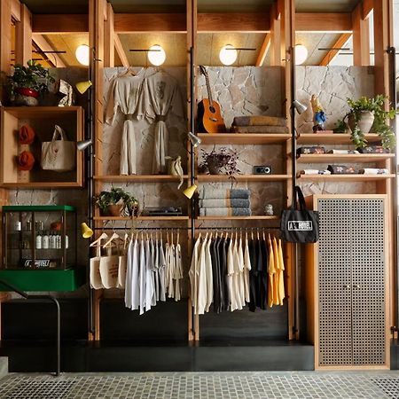 Ace Hotel Sydney Exterior photo The Shop at The Standard East Village