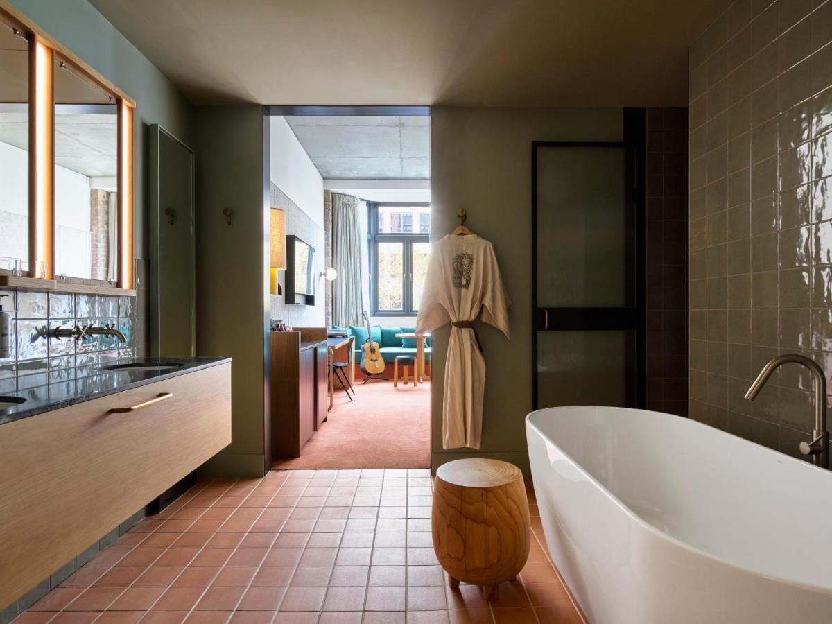Ace Hotel Sydney Exterior photo Bathroom