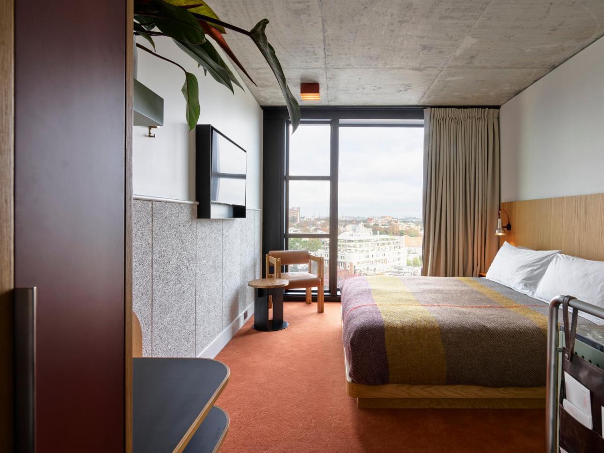 Ace Hotel Sydney Exterior photo A room at the Standard East Village