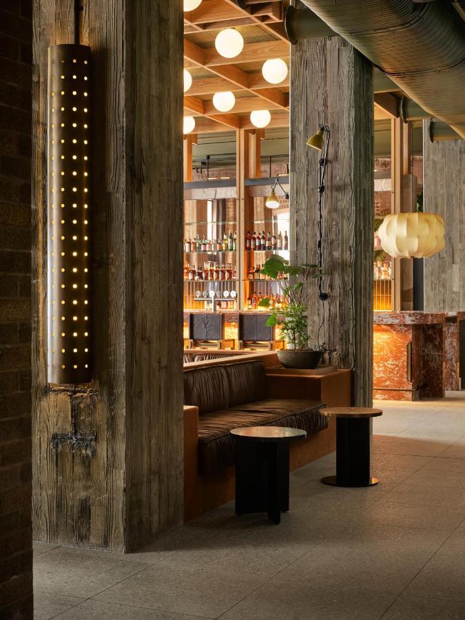 Ace Hotel Sydney Exterior photo The bar at the hotel